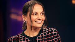 oscar-winner-alicia-vikander-returns-to-stage-after-17-years